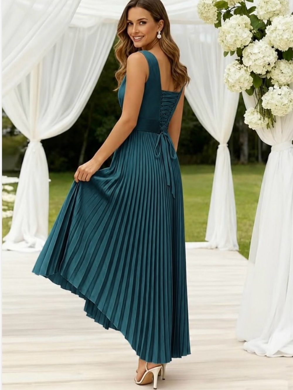 Elegant Pleated V-Neck Evening Dress - Picture 2 of 6